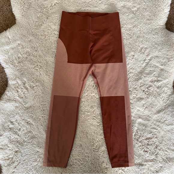 Nike Tech Pack Running Crop Tights Compression Leggings Pueblo Brown - Picture 3 of 13